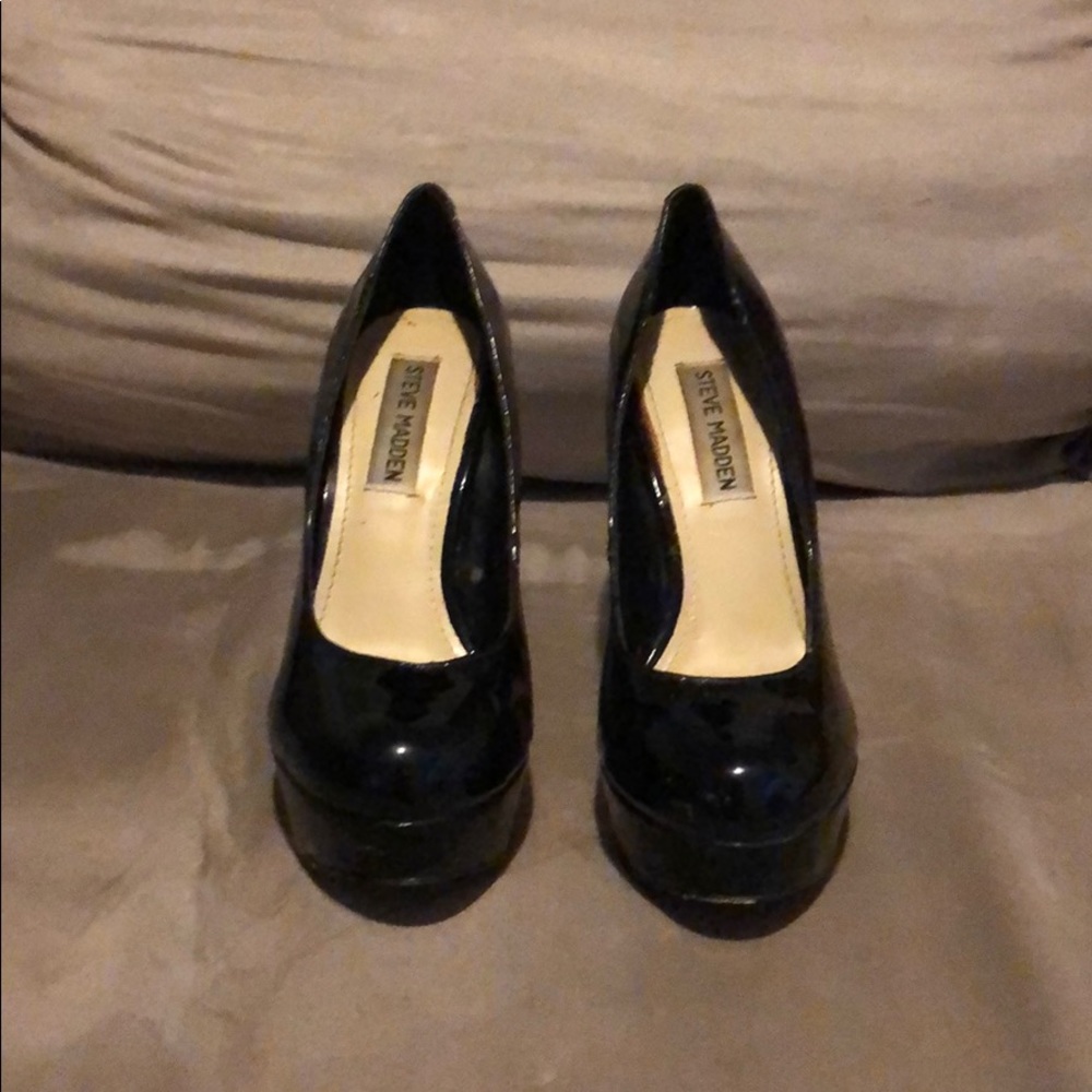 Black Steve Madden stiletto heels